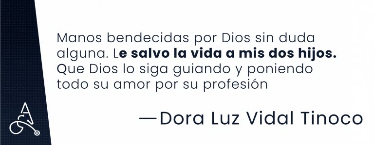 Dora Luz Vidal agradece al Dr. Aníbal Flores por salvar la vida de sus hijos con cirugía pediátrica especializada