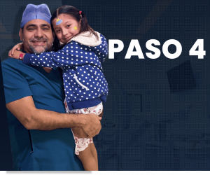 seguimiento-postoperatorio-cirugia-infantil-dr-anibal-flores Dr. Aníbal Flores acompañado de paciente infantil en recuperación postoperatoria